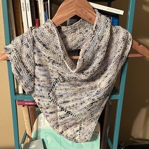 Stylish Gray Women's Sweater